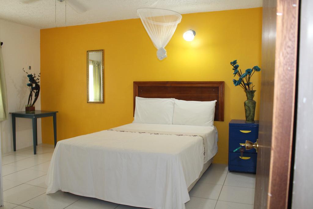 Fern Tree Bed And Breakfast Frigate Bay Exterior foto